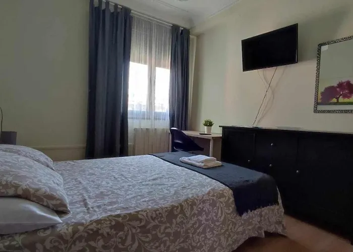 Konukevi Fliphouse Pension⭐ Bilbao