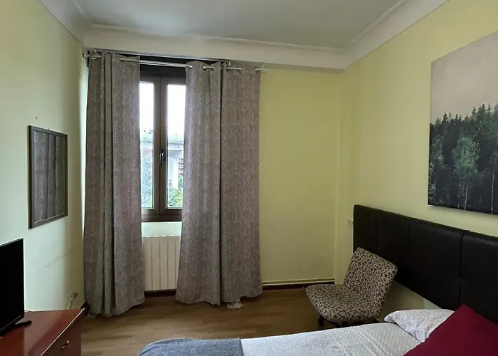 Fliphouse Pension⭐ Konukevi Bilbao