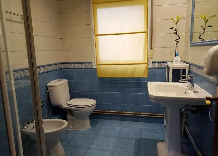 Konukevi Fliphouse Pension⭐ Bilbao