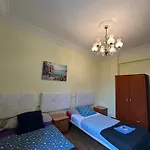 Fliphouse Pension⭐ Бильбао